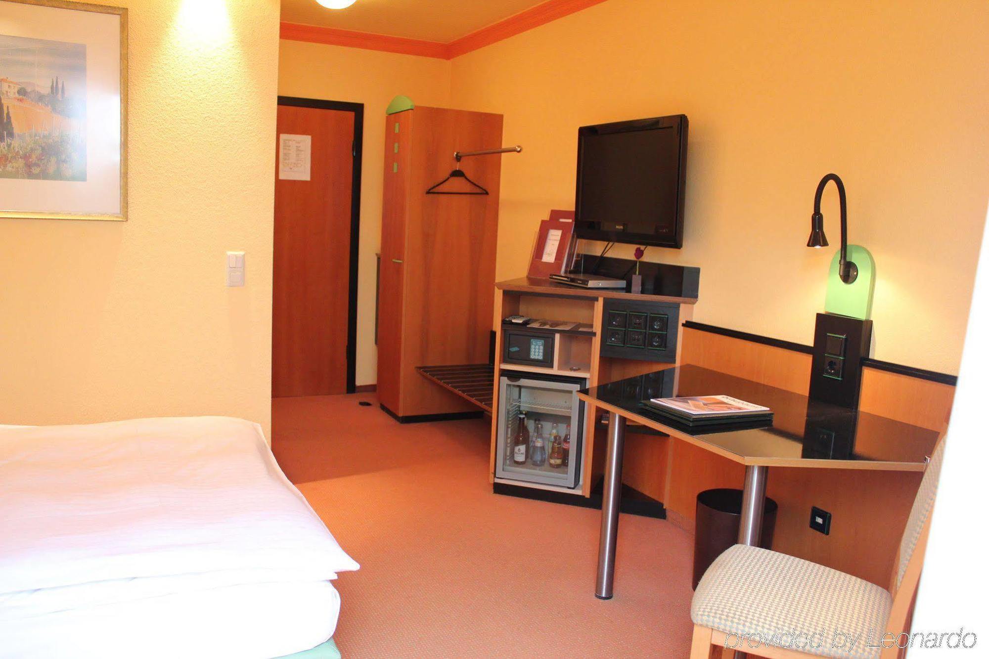 Astralis Hotel Domizil Walldorf  Exteriér fotografie