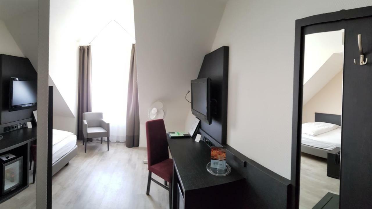 Astralis Hotel Domizil Walldorf  Exteriér fotografie